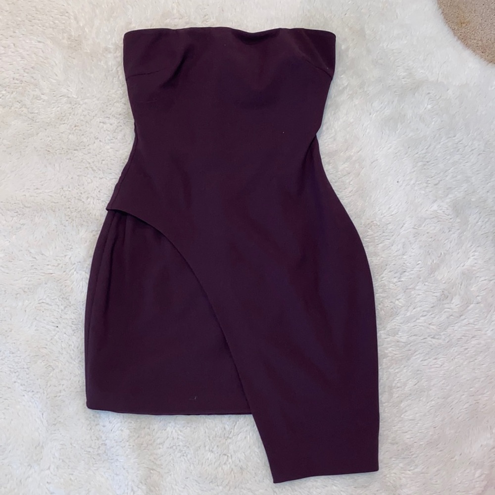 Elizabeth and James plum strapless dress size 4 NWT